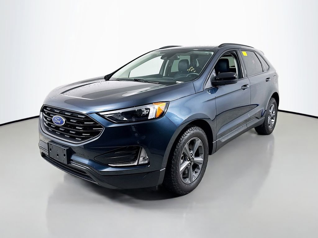 Certified 2024 Ford Edge SEL w/ Sport Appearance Package image 3