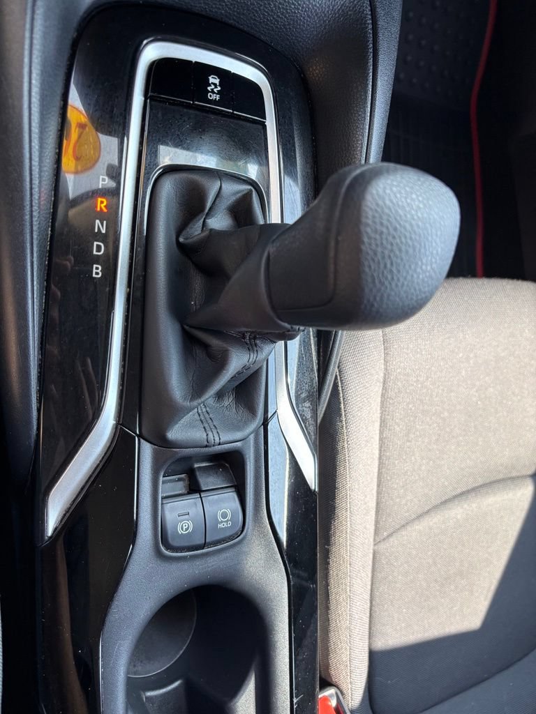 Used 2022 Toyota Corolla LE FWD image 34