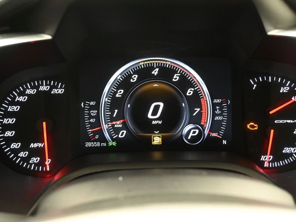 Used 2015 Chevrolet Corvette Stingray Coupe image 13