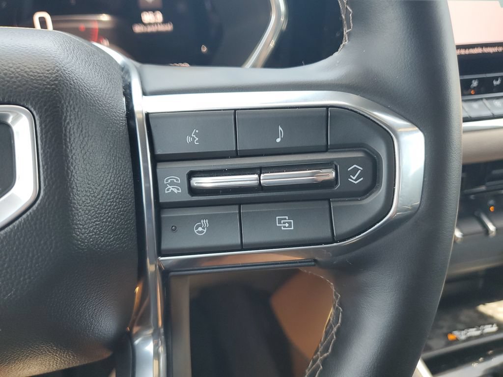 Used 2026 GMC Canyon Denali AWD/4WD image 21
