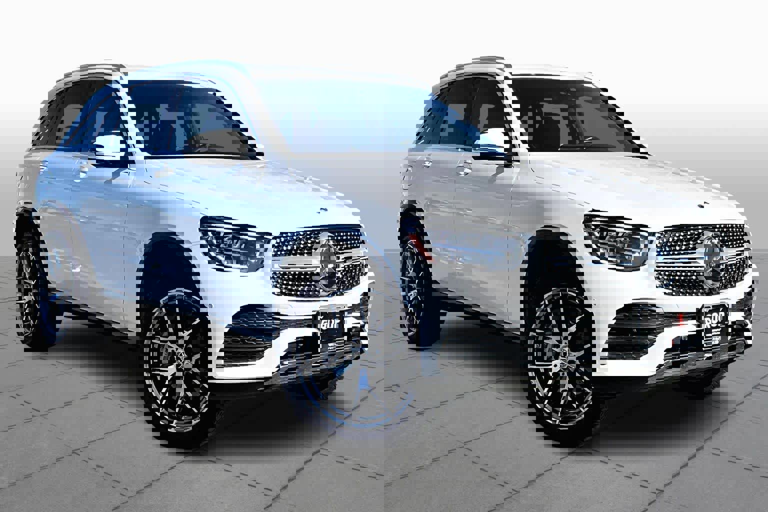 Certified 2022 Mercedes-Benz GLC 300 4MATIC image 2