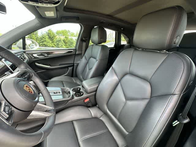 Used 2024 Porsche Macan S AWD/4WD image 16