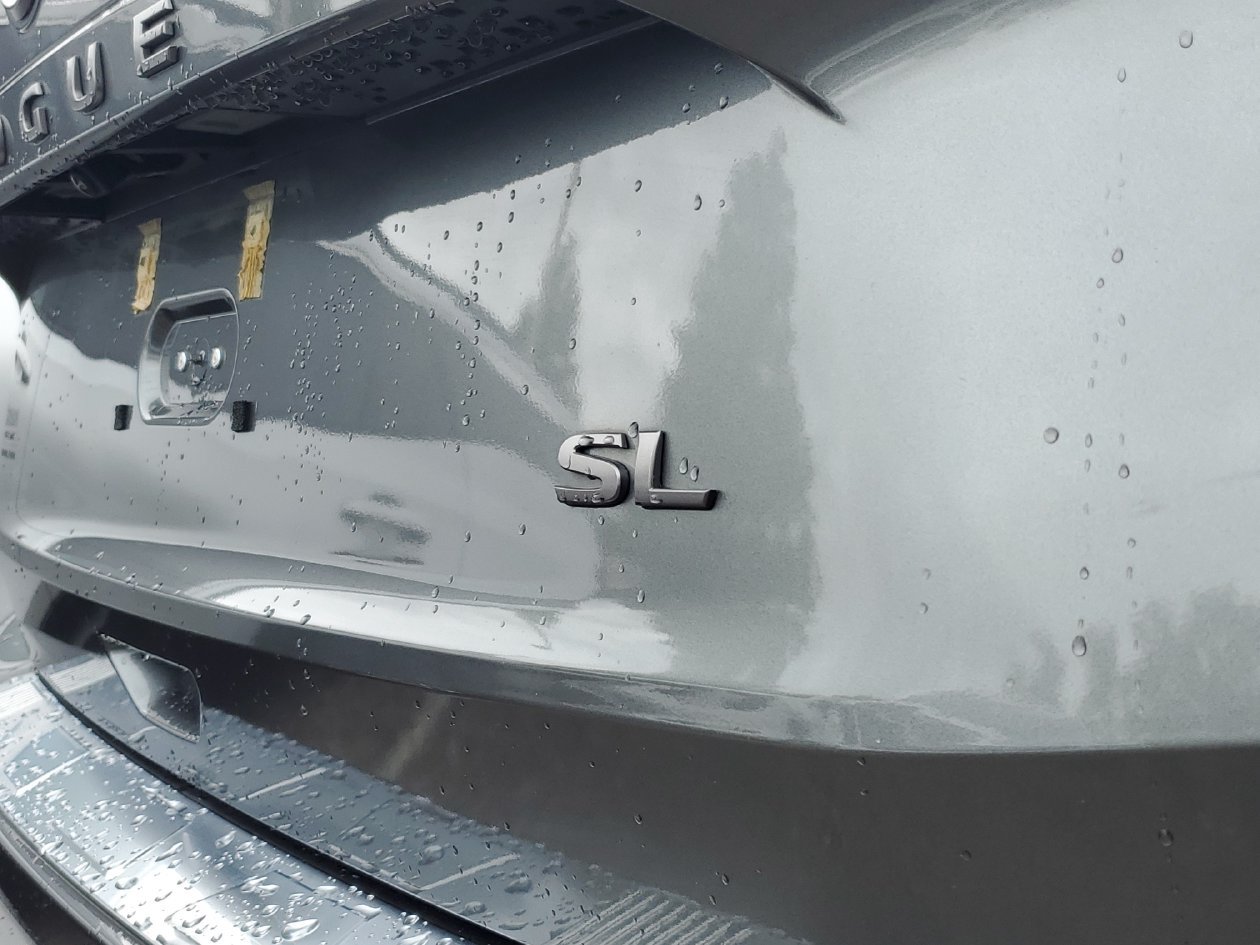 Used 2024 Nissan Rogue SL w/ SL Premium Package FWD image 7