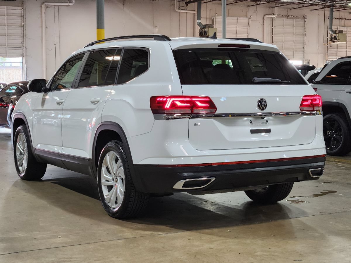 Used 2021 Volkswagen Atlas SE w/ Panoramic Sunroof Package FWD image 11