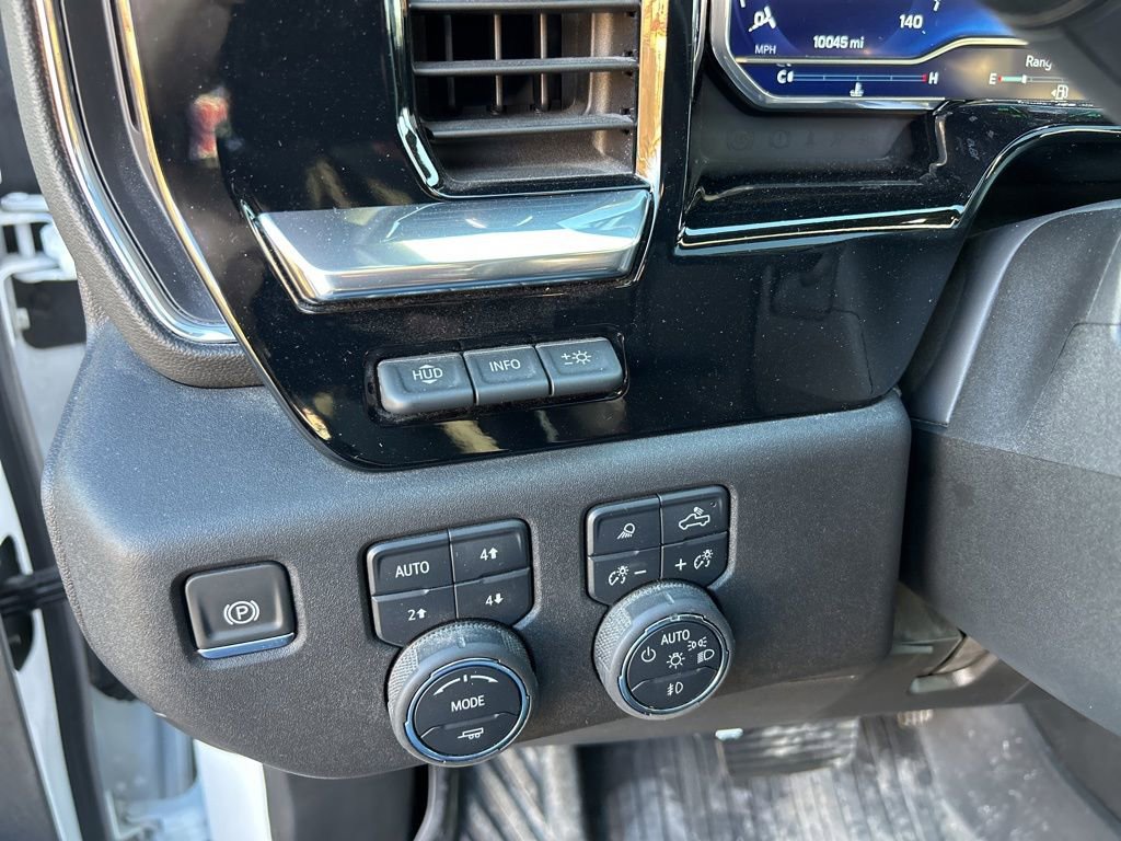Used 2025 Chevrolet Silverado 2500 High Country w/ Technology Package AWD/4WD image 23