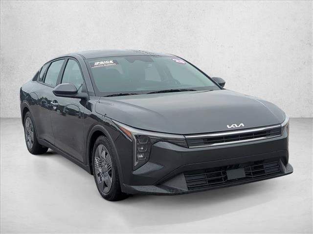 Used 2025 Kia K4 FWD image 3