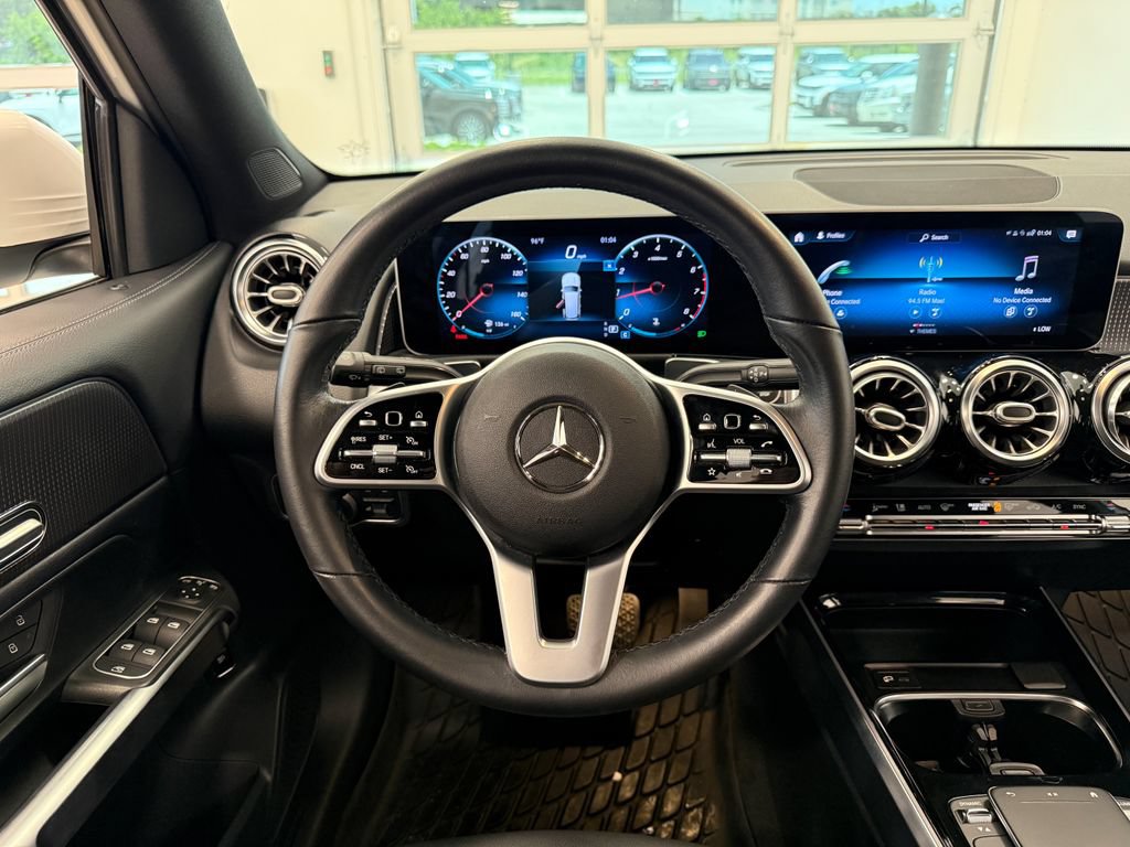 Used 2021 Mercedes-Benz GLB 250 image 20