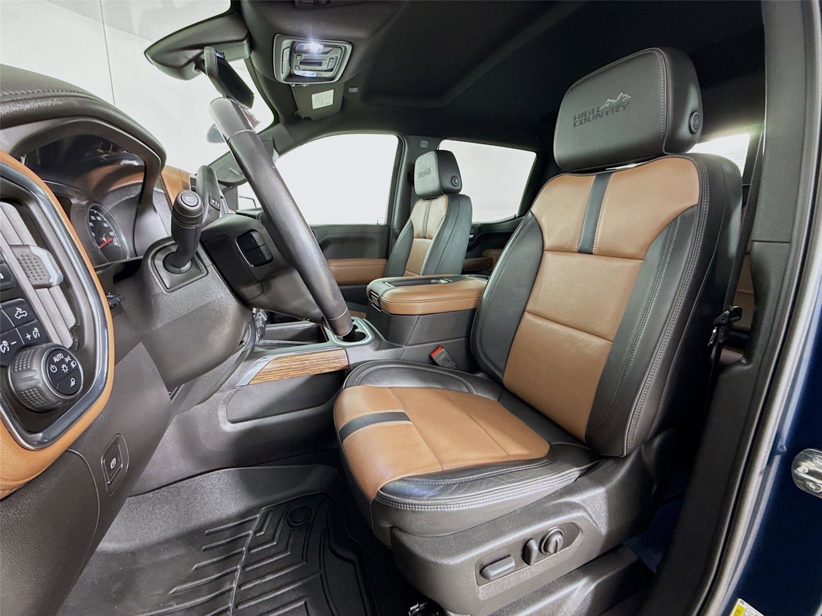 Used 2022 Chevrolet Silverado 1500 High Country w/ Technology Package image 22