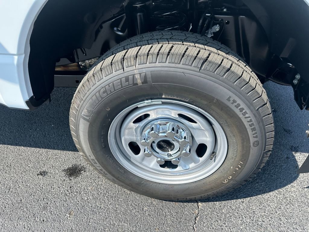 New 2026 Ford F250 XL image 23