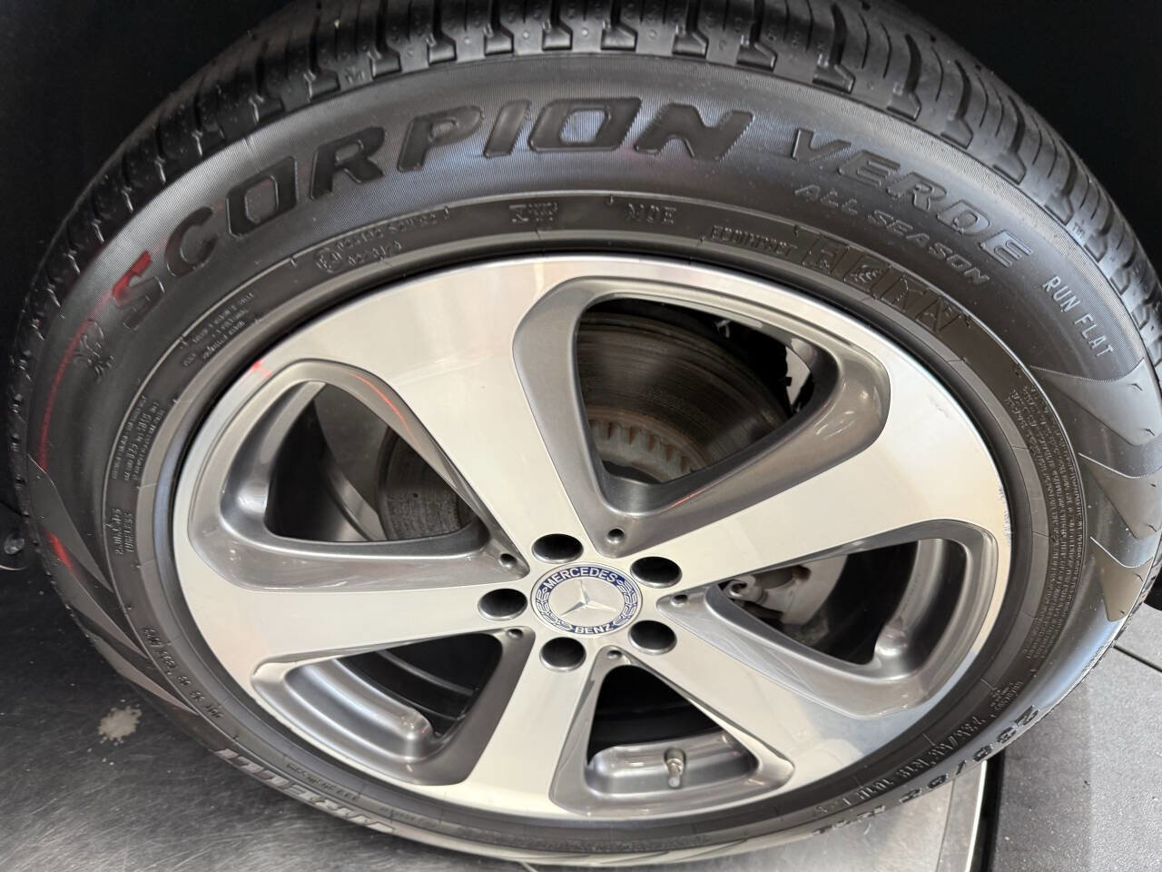 Used 2017 Mercedes-Benz GLC 300 4MATIC image 29