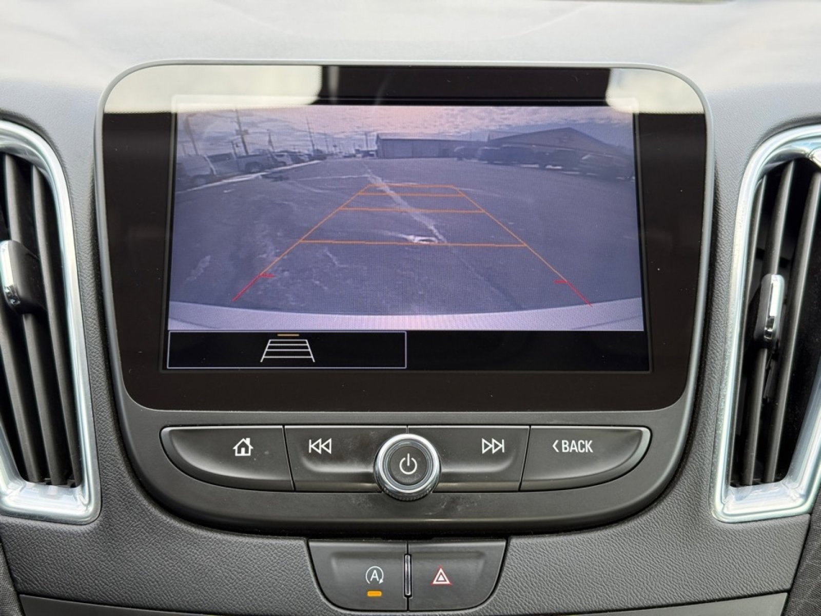 Used 2021 Chevrolet Malibu LT image 13