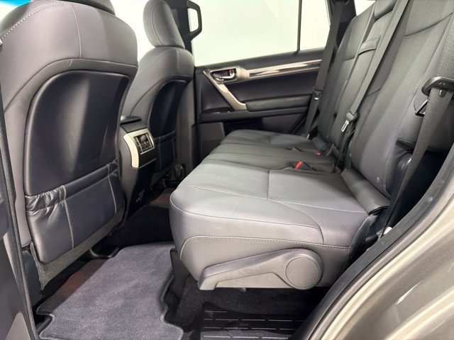 Used 2021 Lexus GX 460 Premium w/ Premium Package AWD/4WD image 17