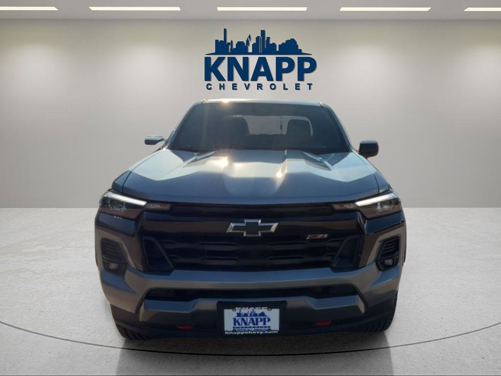 Used 2024 Chevrolet Colorado Z71 w/ Z71 Convenience Package 2 image 8