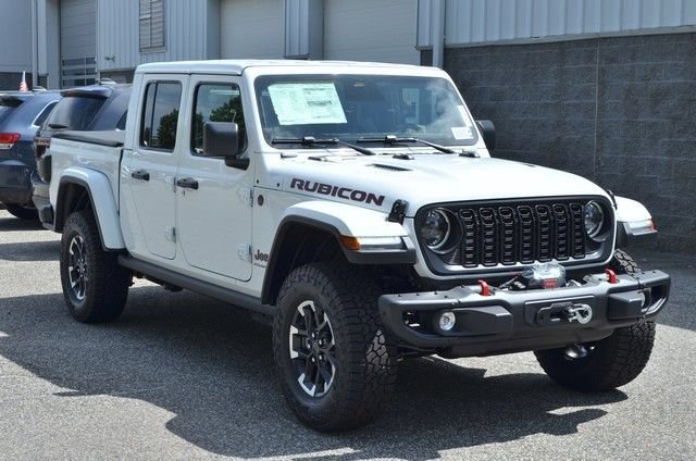 New 2026 Jeep Gladiator Rubicon w/ Capability Package AWD/4WD image 2