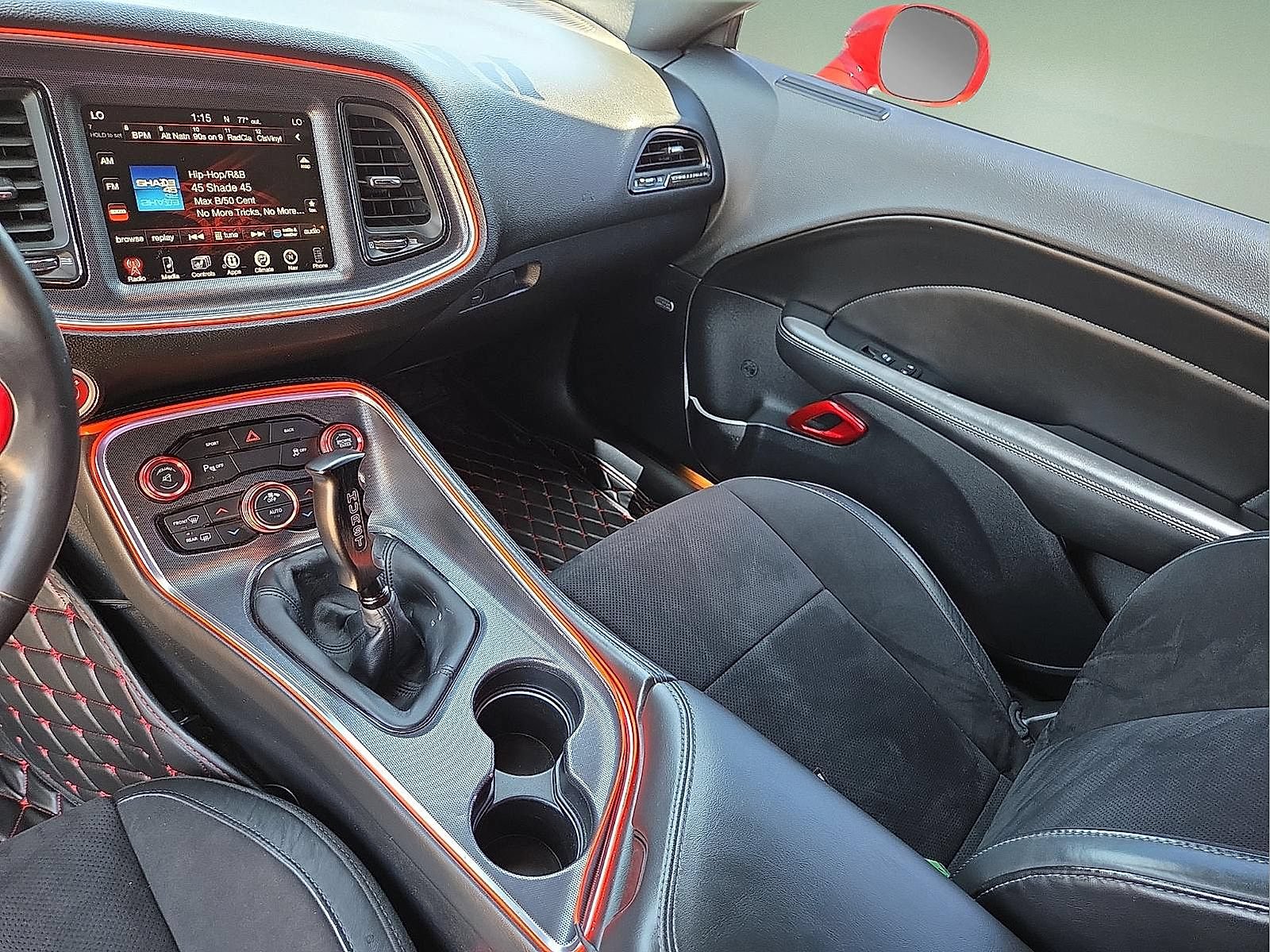 Used 2015 Dodge Challenger R/T Plus RWD image 12