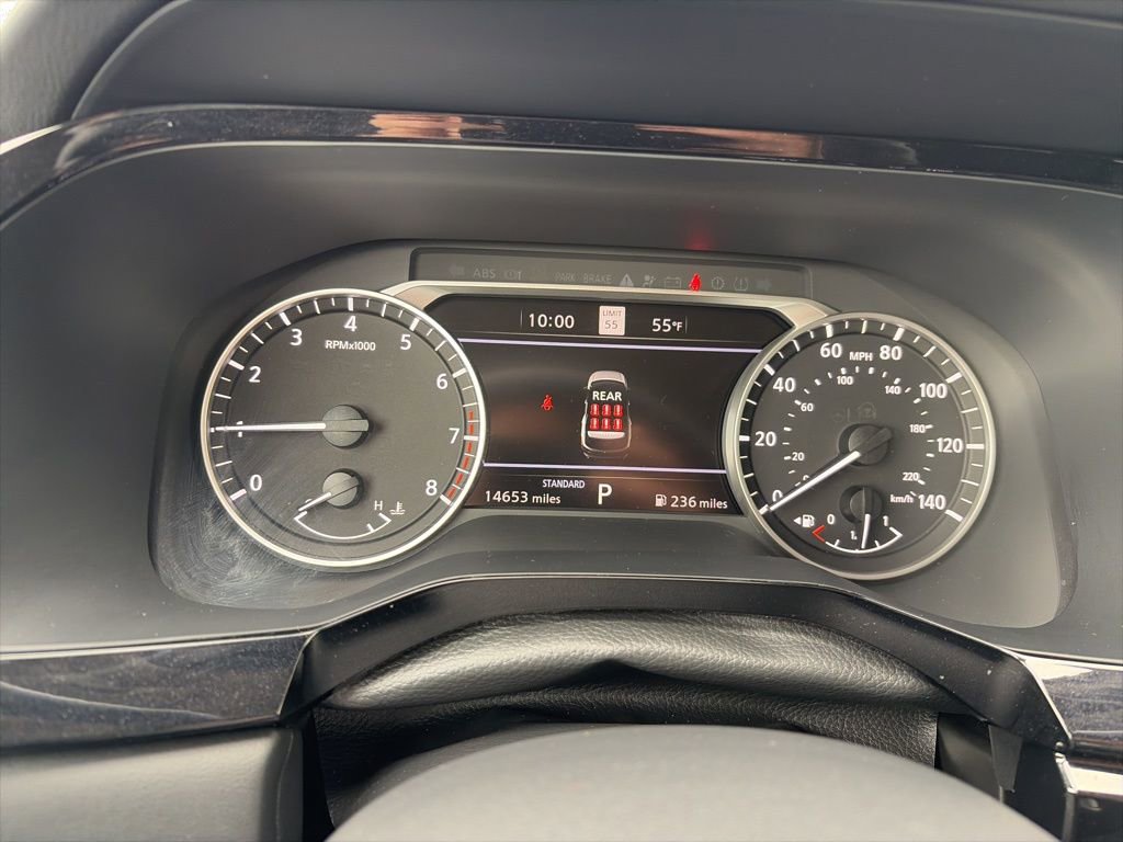 Used 2025 Nissan Pathfinder SL w/ Black Appearance Package image 18