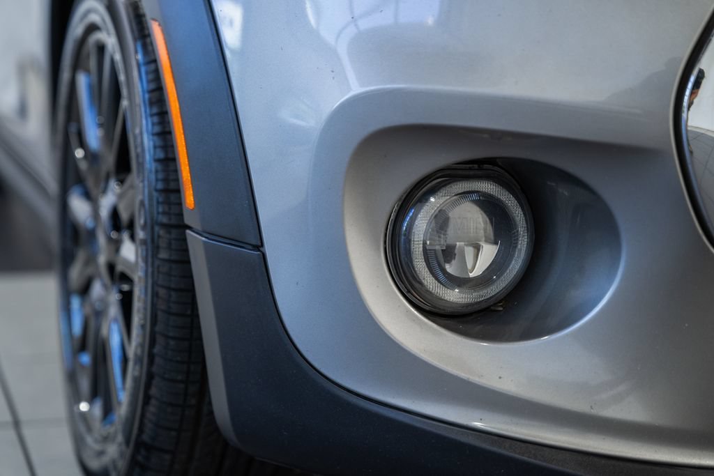 Used 2020 MINI Cooper 2-Door Hardtop FWD image 10
