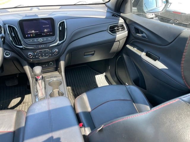 Used 2023 Chevrolet Equinox RS w/ RS Leather Package AWD/4WD image 9