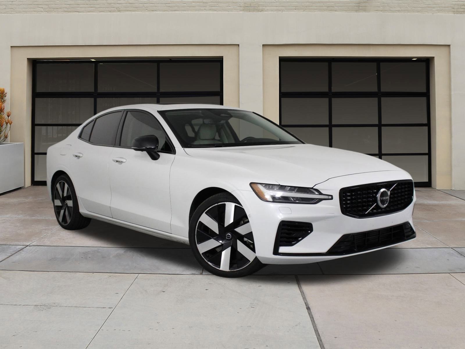 Certified 2025 Volvo S60 T8 Plus w/ Climate Package image 34