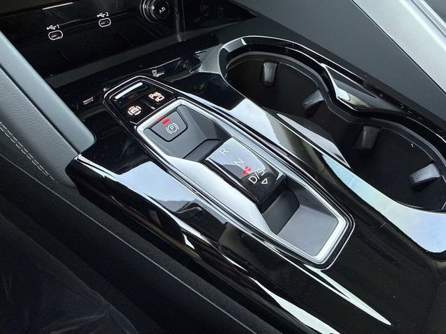 Used 2025 Audi Q5 Premium w/ Convenience Package image 20