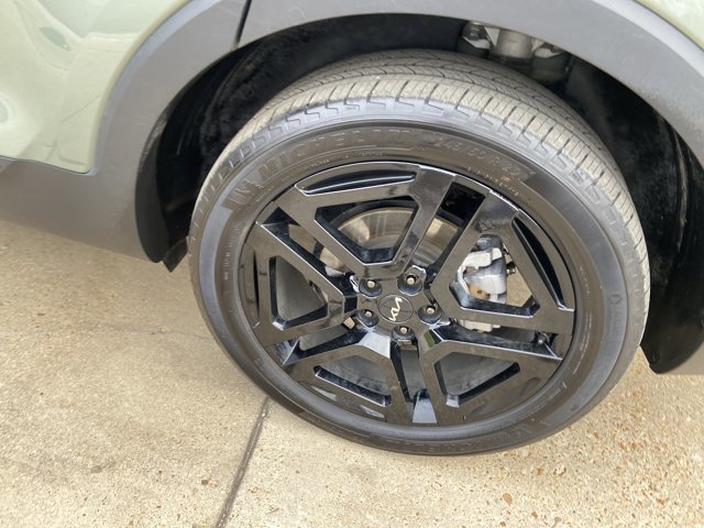 Used 2024 Kia Telluride EX X-Line image 30