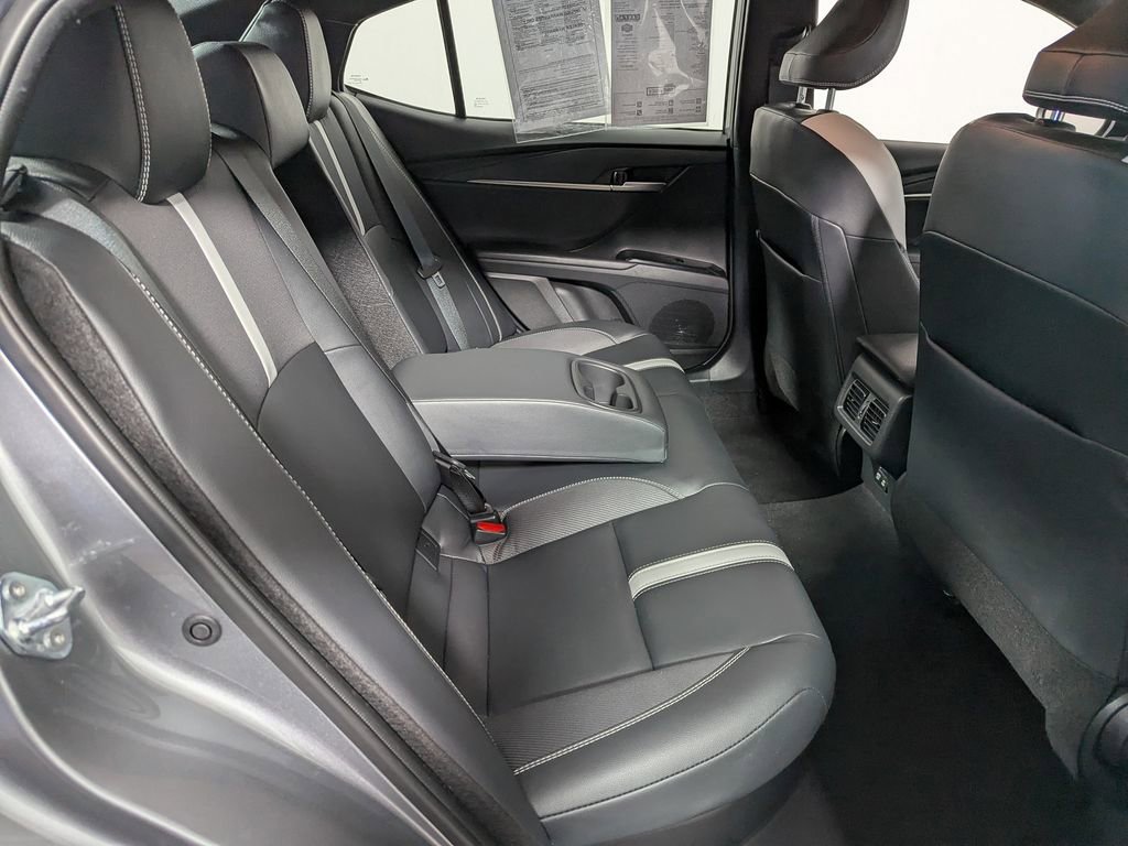 Certified 2025 Toyota Camry SE image 39