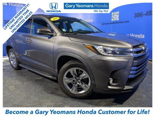 Used 2018 Toyota Highlander Limited image 1