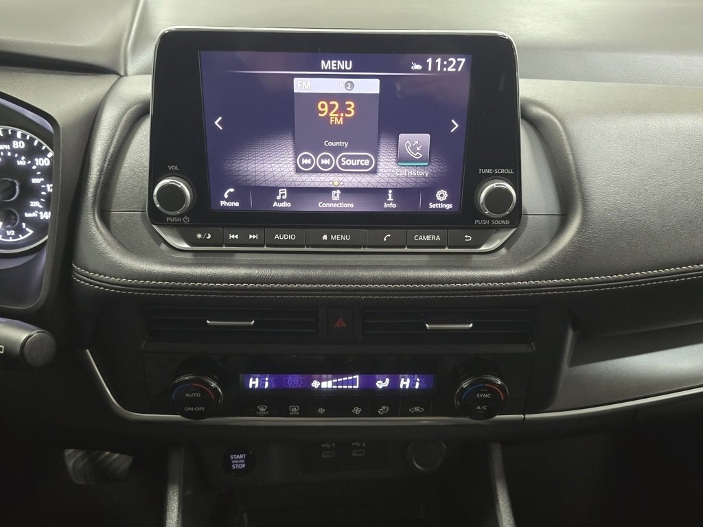 Used 2024 Nissan Rogue SV image 25