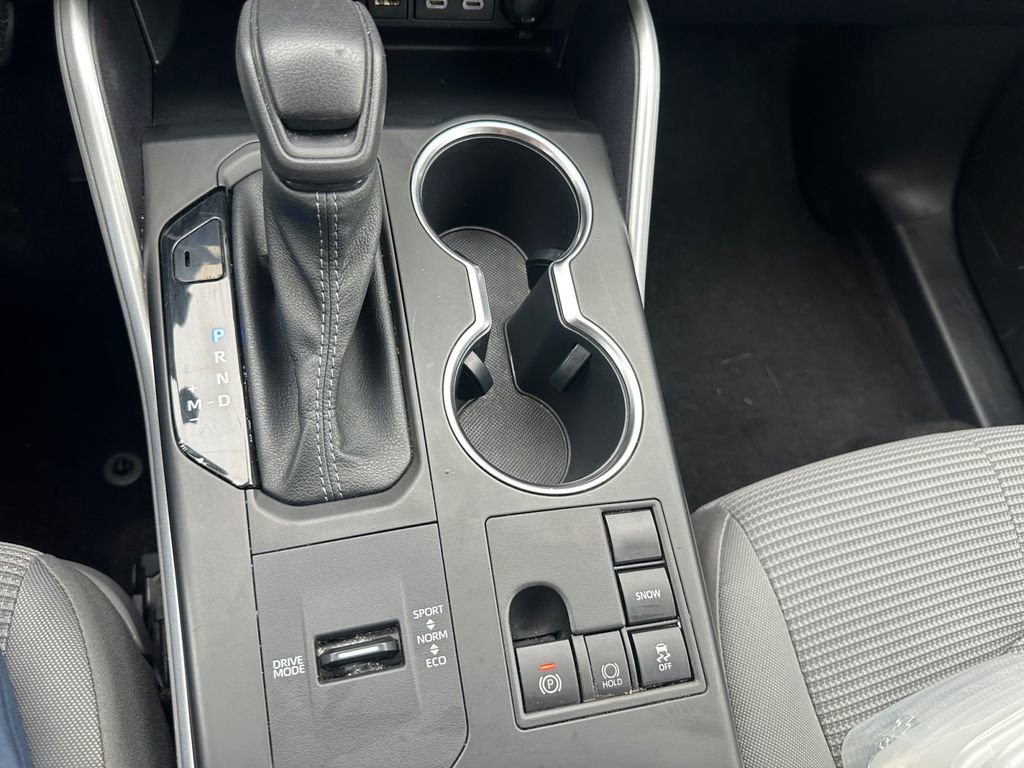 Used 2023 Toyota Highlander L image 20
