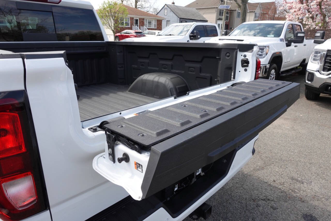 Used 2025 GMC Sierra 1500 Elevation w/ Elevation Premium Package AWD/4WD image 28