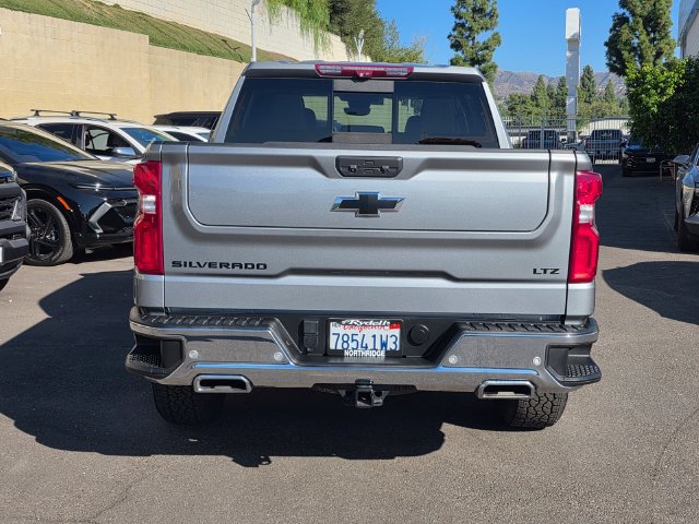 Certified 2024 Chevrolet Silverado 1500 LTZ w/ LTZ Premium Package AWD/4WD image 7