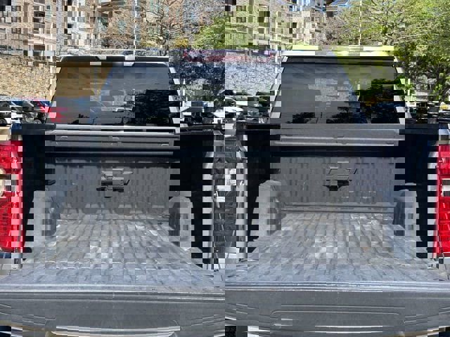 Used 2021 Chevrolet Silverado 1500 LT image 30