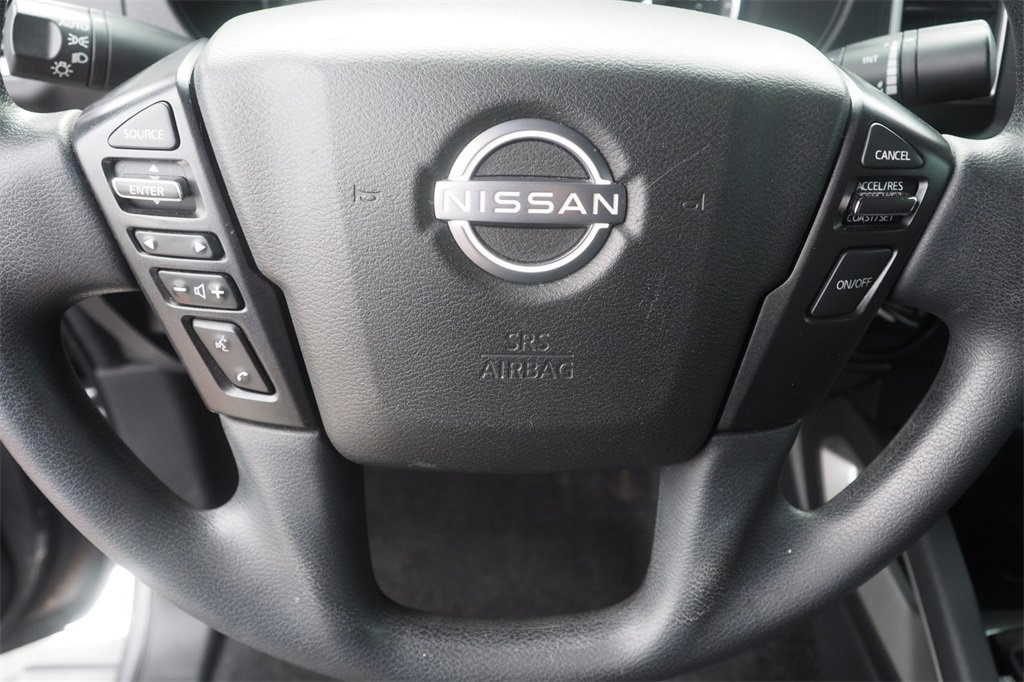 Used 2022 Nissan Frontier SV image 14