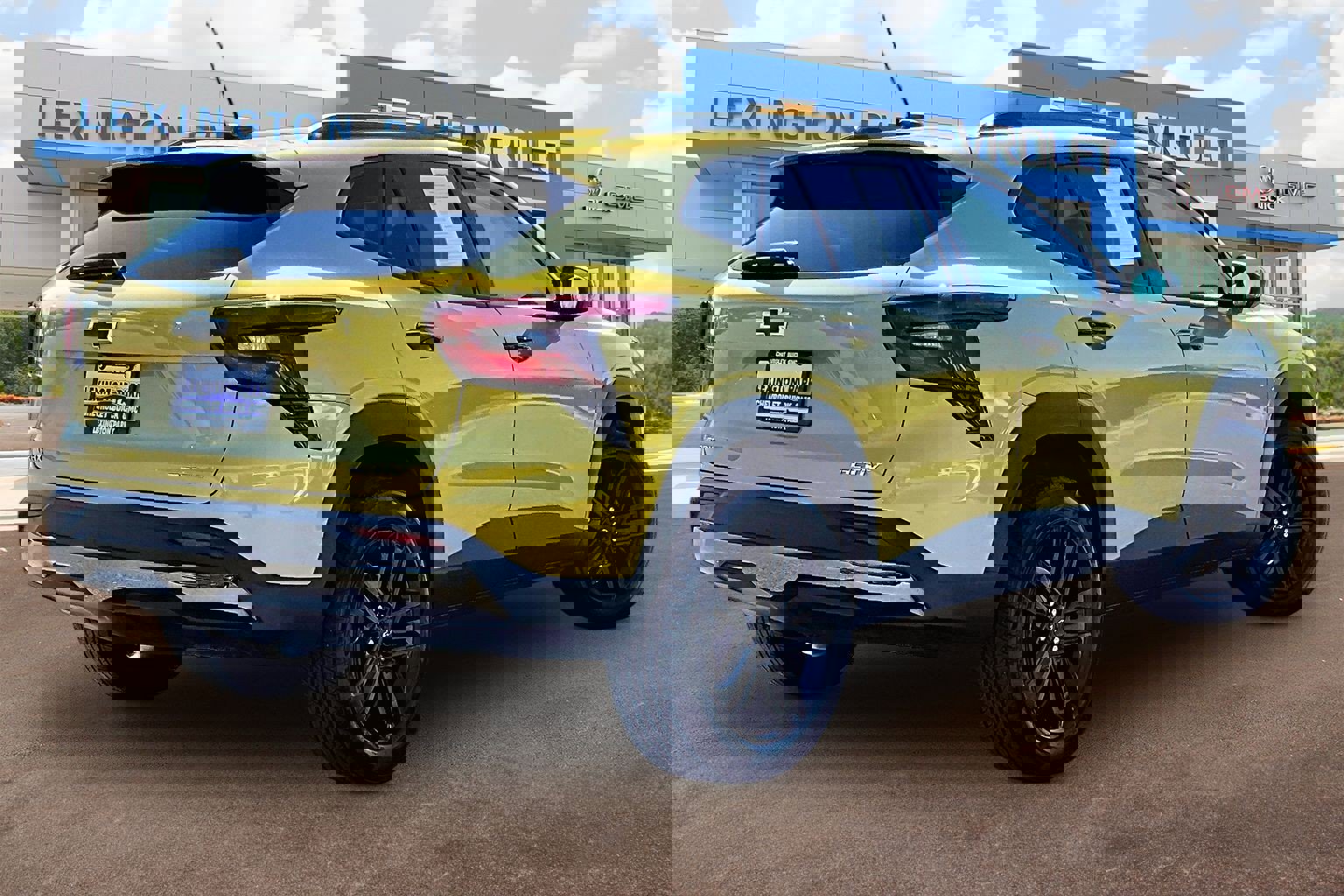 Used 2024 Chevrolet Trax ACTIV w/ Sunroof Package image 12