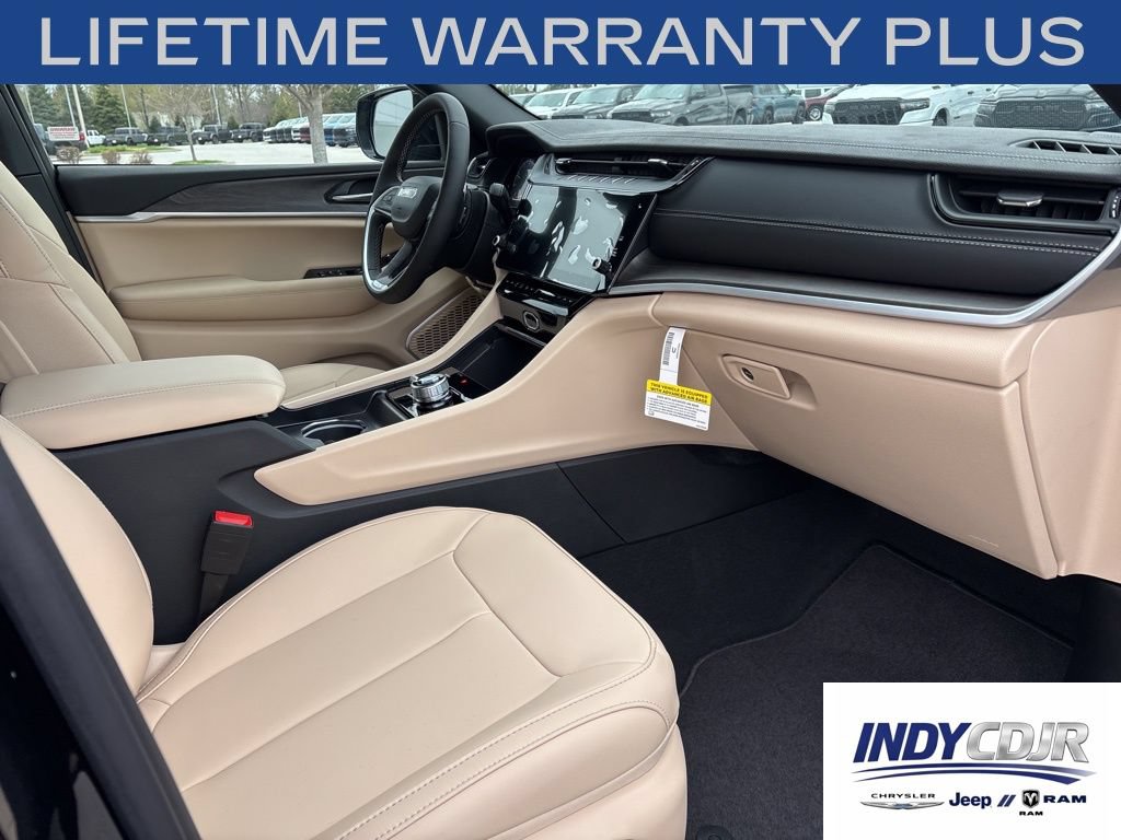 New 2026 Jeep Grand Cherokee Limited AWD/4WD image 14