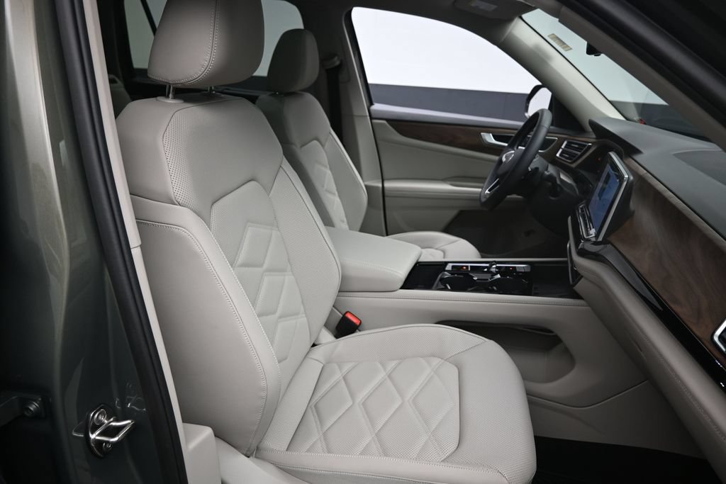 New 2026 Volkswagen Atlas SE FWD image 30