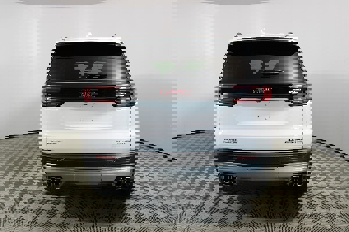 Used 2025 GMC Acadia Elevation image 40
