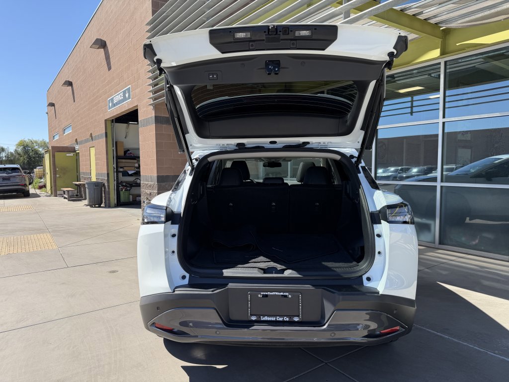 Used 2025 Nissan Murano SL image 35