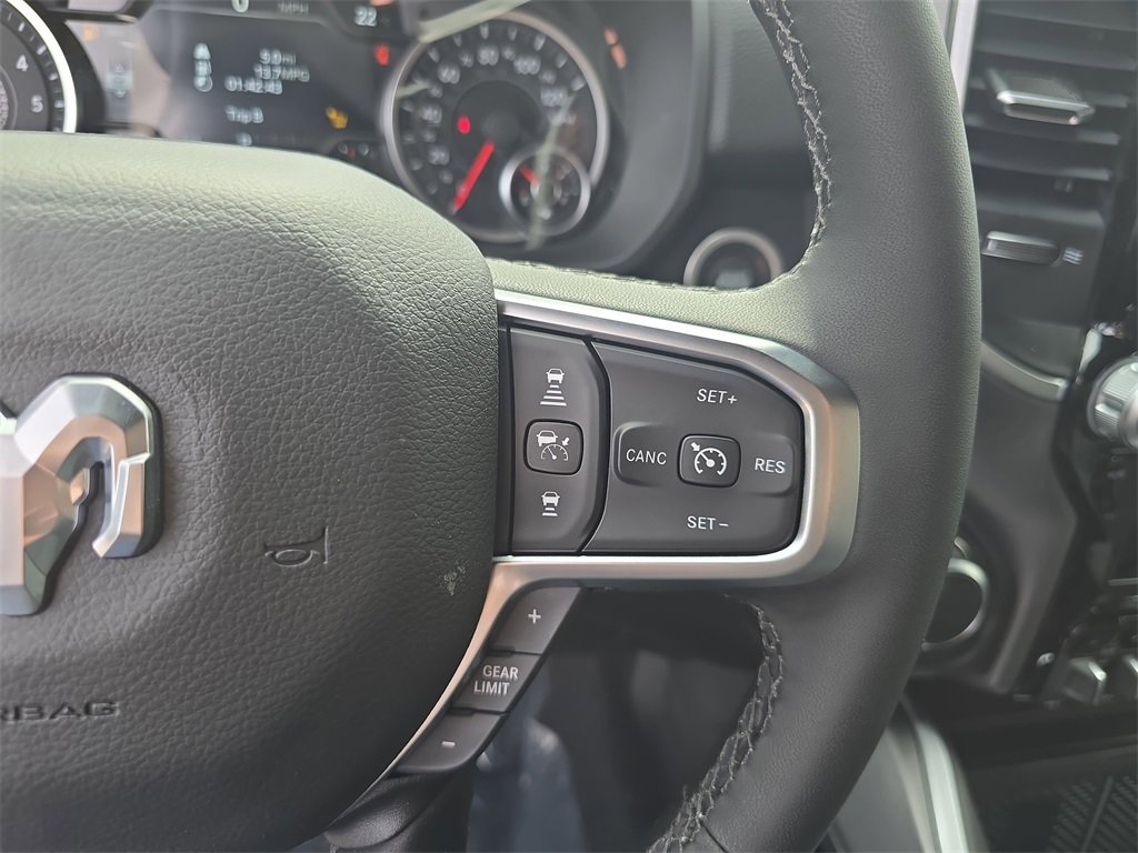 New 2026 RAM 1500 4x4 Crew Cab image 18