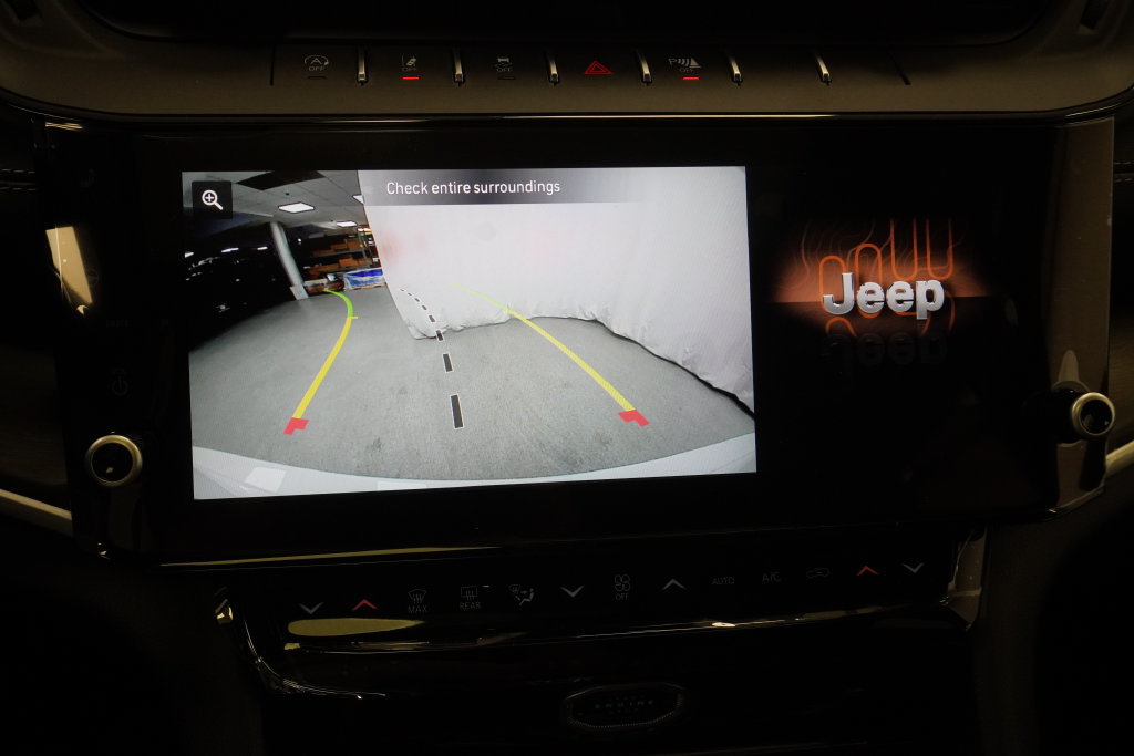 New 2026 Jeep Grand Cherokee Altitude AWD/4WD image 23