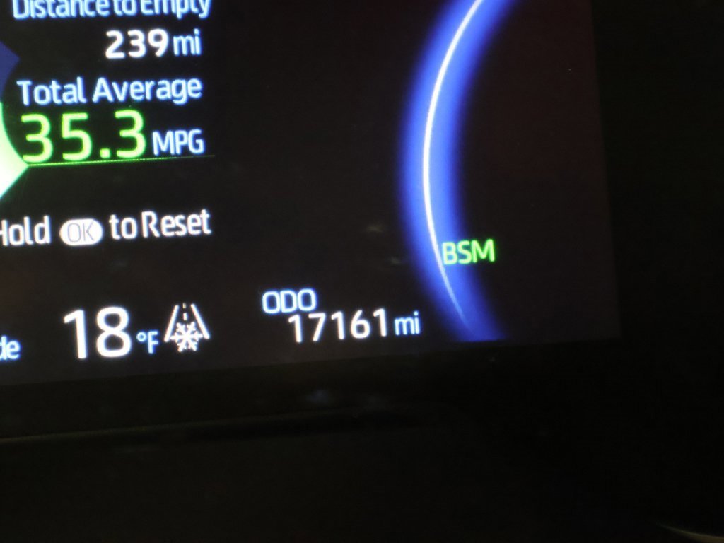 Used 2024 Toyota RAV4 AWD Hybrid image 35