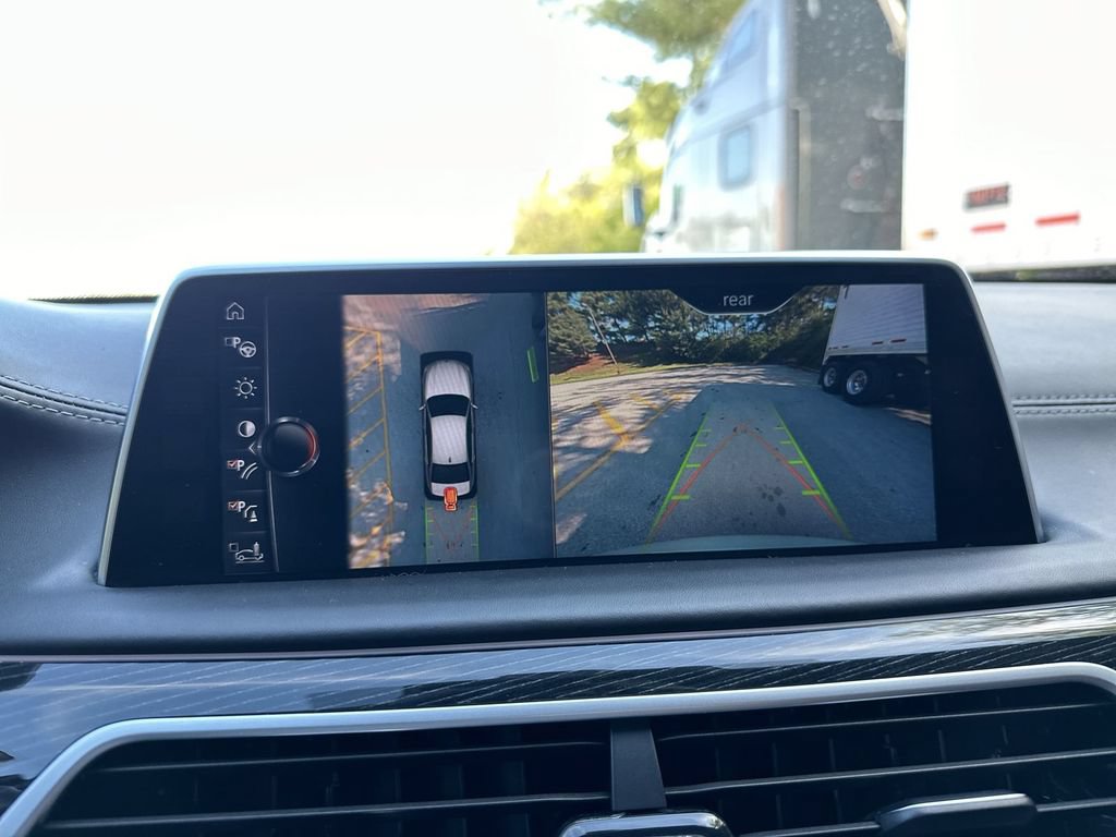Used 2016 BMW 750i xDrive AWD/4WD image 38