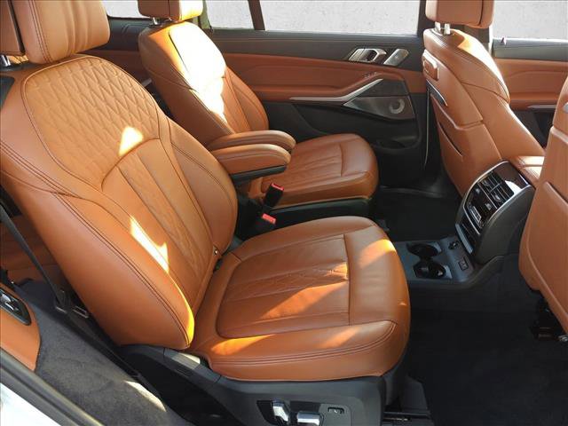 Used 2024 BMW X7 M60i w/ Executive Package image 22