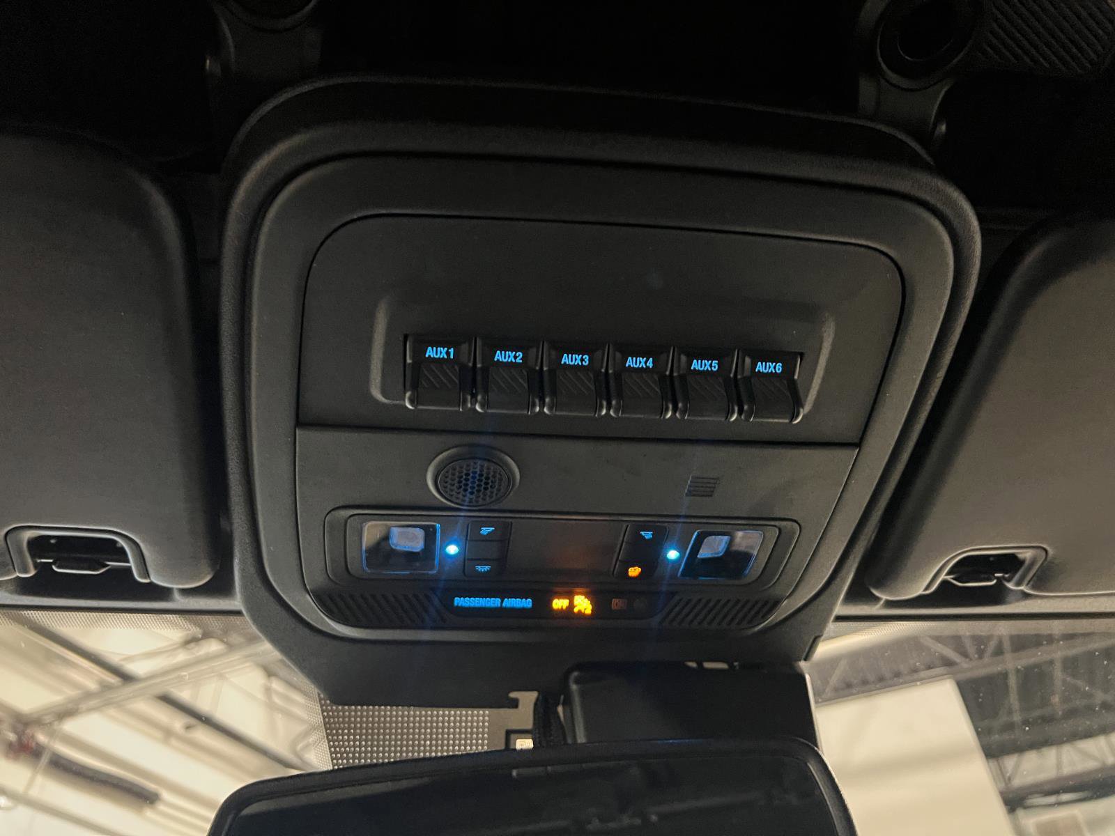 Used 2023 Ford Bronco Big Bend w/ Sasquatch Package image 16