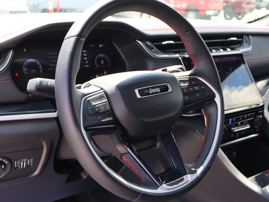 Used 2022 Jeep Grand Cherokee Trailhawk AWD/4WD image 24