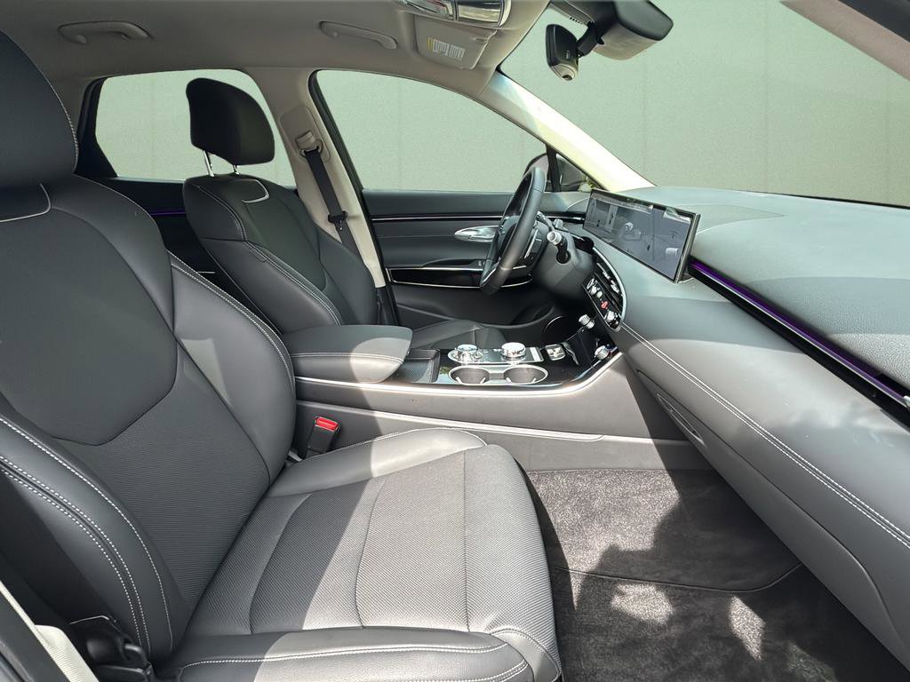 Certified 2026 Genesis GV70 2.5T image 36