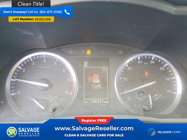 Used 2019 Toyota Highlander Limited Platinum FWD image 12