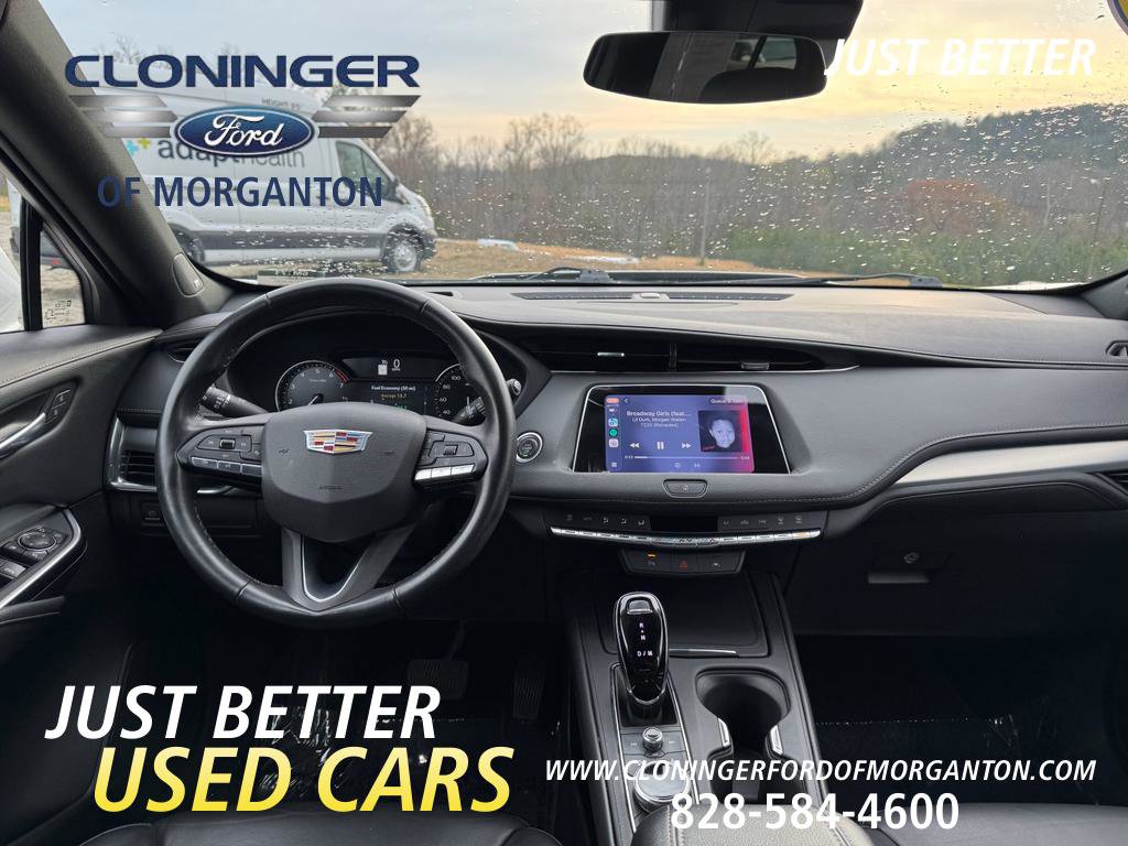 Used 2023 Cadillac XT4 Premium Luxury image 17