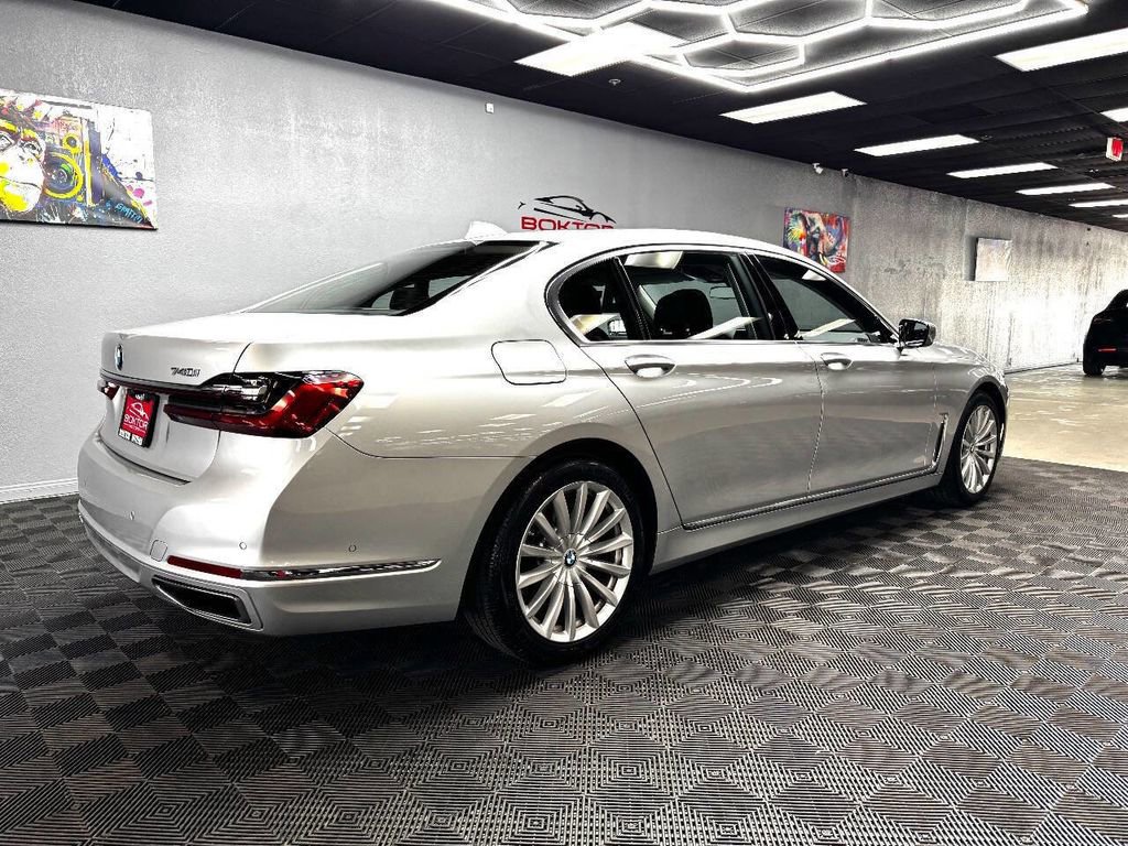 Used 2020 BMW 740i image 15