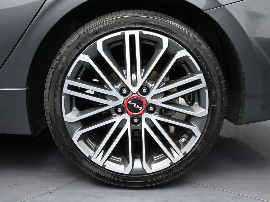 Used 2022 Kia Forte GT image 12